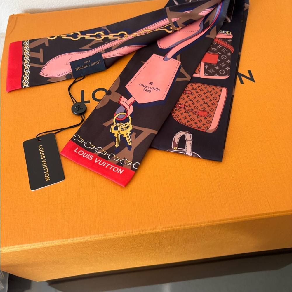 Louis Vuitton Multicolor Bag Print Scarf